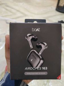Boat Airdopes 163