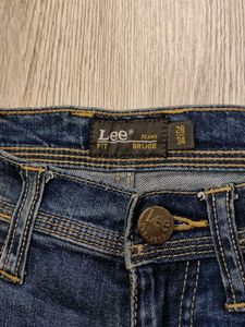 Ma1412 Lee jeans waist 28 inches