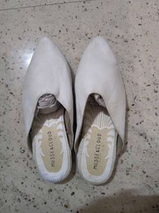 Musse &amp; Cloud White Flats, Imported Pure Leather