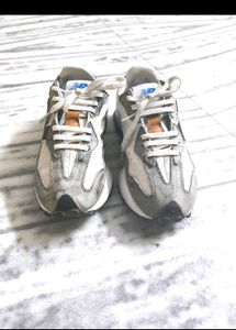 NEW BALANCE IMPORTED SHOES