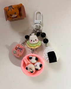 Pochacco Food Keychain