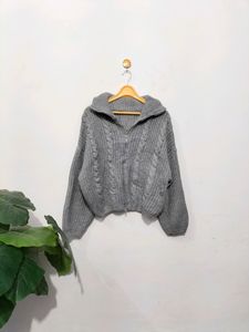 Chunky Cable Knit 🧶