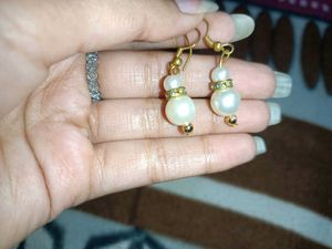 Pearl Drop Earrings with chain