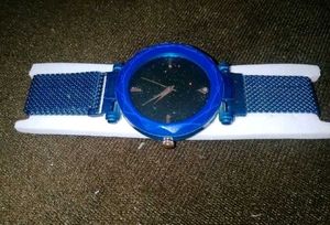 GOREGOUS PINK TOP😍💕💕 &amp; BLUE WATCH💙