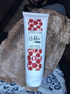 Moi Mob Coeur Perfumed Body Lotion