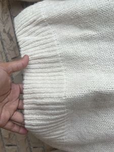 Combo White Sweater And Pants