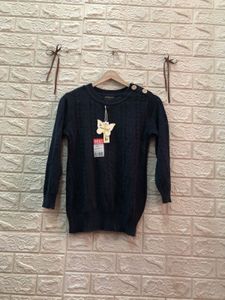 Navy Blue Knit Sweater🎗️