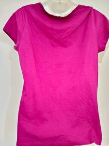 🎄Buy 1, Get 1 Free🎁L/XL Pink Floral Tshirt