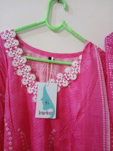 Beautiful Pink pakistani Kurta Set