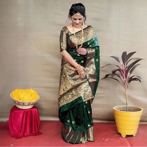 Unused - Elegant Green Banarasi Silk Saree