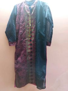 Blue kurti with brooch