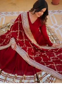 Trendy Designer ❤️Anarkali Kurta Set For Women