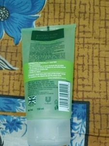 Simple Moisturizing Facial Wash