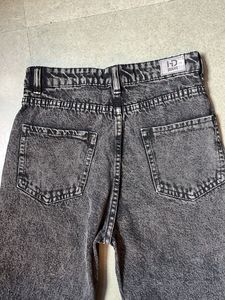 Straight Fit Charcoal Jeans