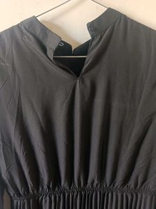 Elegant Black Midi Dress