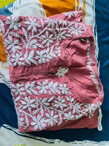 Elegant Pink Embroidered Kurta