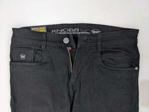 Men&#39;s Black Slim Fit Jeans (32)