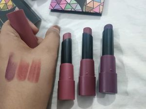 Eyeshadow Lipstick Combo