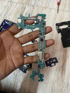 Samsung  Phones Motherboard Dead But Parts Can Be