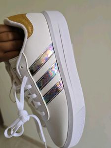 ADIDAD Court Platform Sneakers - White