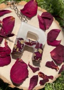 Rose Petals &amp; Gold Flakes Resin Keychain