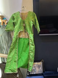 Kareena Kapoor Dupe