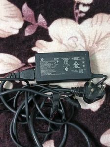 HP New And Original Laptop Charger 65W