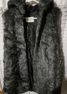 koreanFaux Fur Hooded Vest
