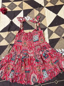 Printet Sleevless Short Kurti