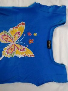 A Blue Cut Sleeves T-shirt