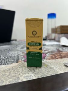 NATURAL ROSEMARY ESSENTIAL OIL
