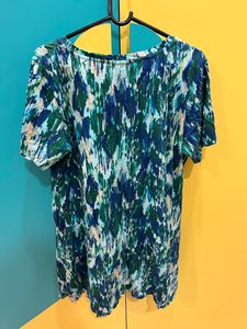 Beautiful Multicoloured Top High Length