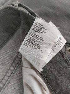 H&amp;M Gray Slim Fit Jeans