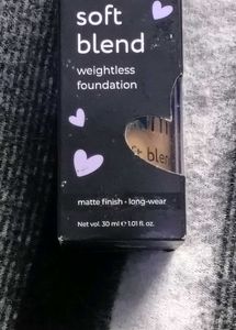 Plum Weightless Foundation