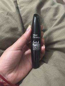 Blue Heaven Lash Twist Mascara
