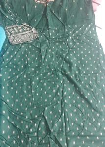 Buy 1 get 2.Combo of 2 colors Elegant Maroon and G