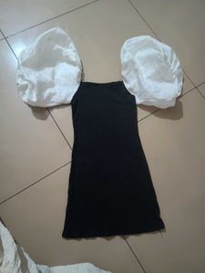 Chic Black Bodycon Dress