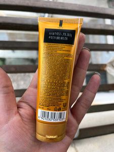 POND&#39;S Sun Miracle SPF 50 PA+++ Gel Sunscreen