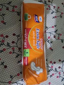 🔴 5 Maxi-Care Extra Safe Pads 🔴