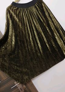 Velvet Skirt...waist 26 28 30 32 Inches