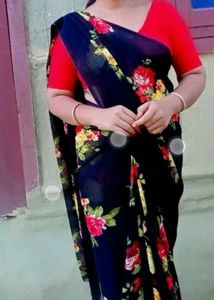 Black Saree😇😇😇