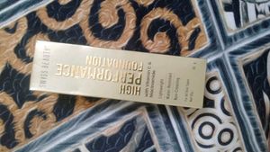 Swiss Beauty High Performance Foundation