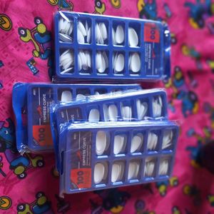 Artifical Nails Set With Glue
