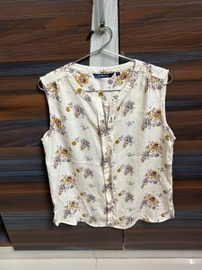 beautiful top for baby girl