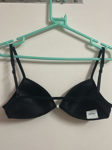 Black Bra (never worn)
