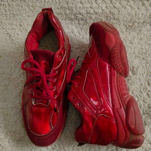 🔥 Red Hot Chunky Platform Sneakers!