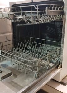 Lloyd Dishwasher Small