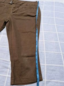 Women's brown capri