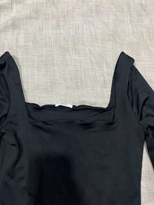 🚨Square Neck Bodysuit ! Size S