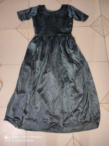 Beautiful Grey Woman And Girls Gown 😍